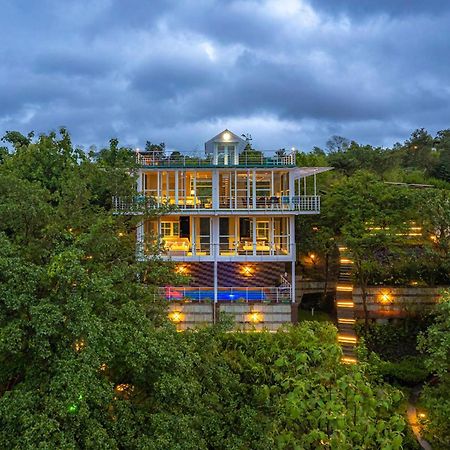 The Glasscape By Stayvista - Hillside Getaway With Pool And Indoor Games นาสิก ภายนอก รูปภาพ
