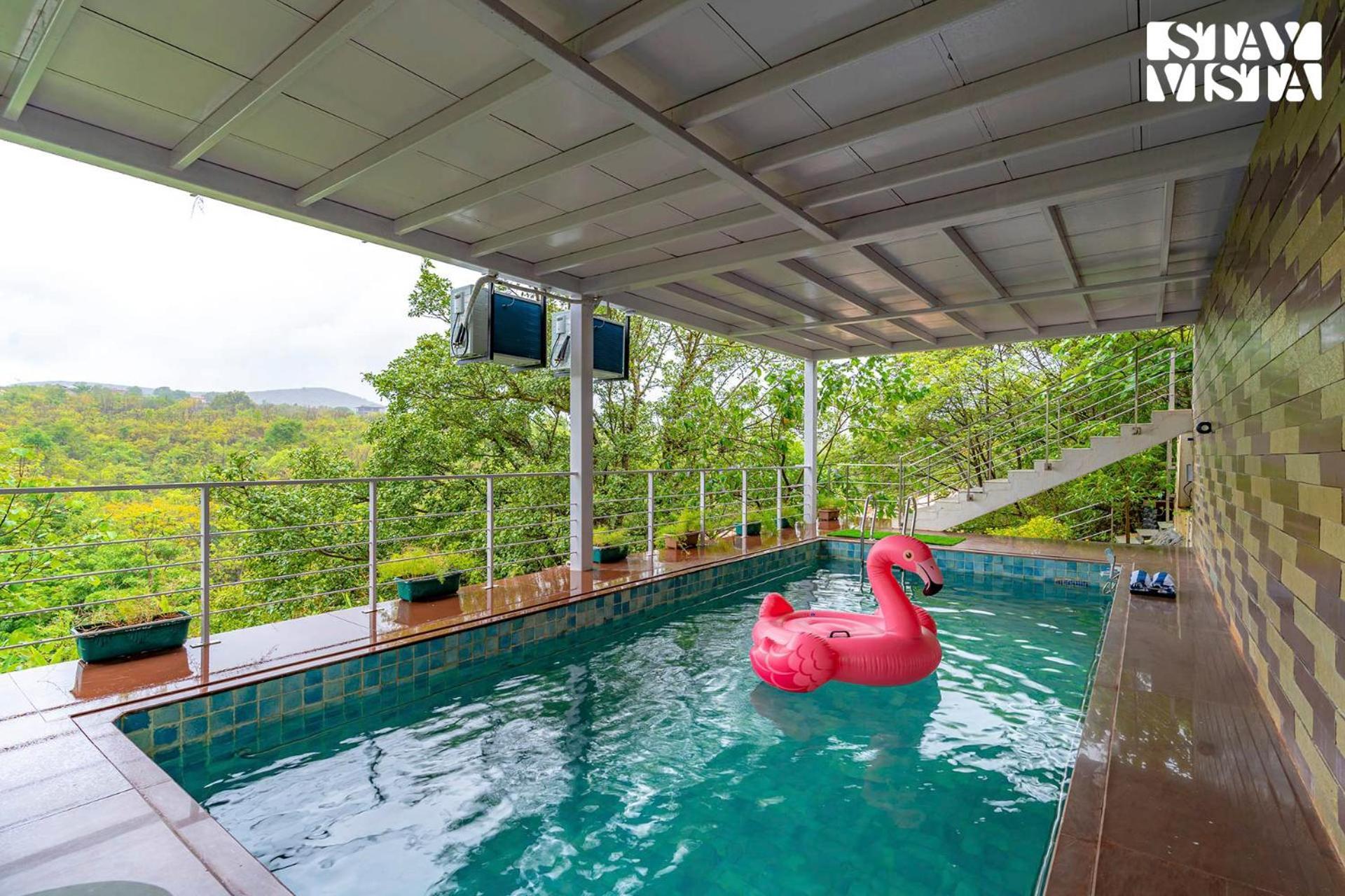 The Glasscape By Stayvista - Hillside Getaway With Pool And Indoor Games นาสิก ภายนอก รูปภาพ